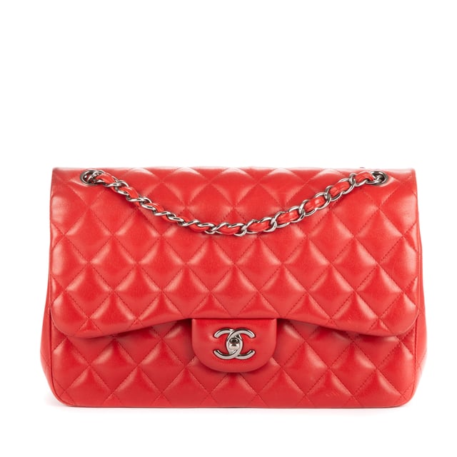 Chanel Bags Classic Double Flap Jumbo Shoulder Bag in Red Lambskin Quilted Leather and Silver hardware. The product is in Perfect Condition (AA).
  Accessories Included: Sticker; Card; Dustbag
  
  BrandCo Paris finds rare and top condition items at great deals, they are worth your patience!
  Shop with confidence - All BrandCo Paris items are carefully selected and authenticated by our team of experts.
  All the items come with an authenticity certificate and packaging delivered by BrandCo Paris.
  Item Condition Grading Table
    N  (Like New)
    AA (Perfect Condition)
    A  (Excellent Condition)
    AB (Very Good Condition)
    B  (Good/Fair)