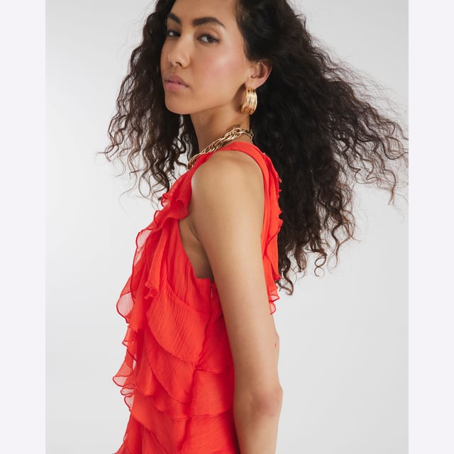 Round neckline, Sleeveless, Ruffle detail, Zip fastening, Mini lengthAbout the brandFASHION IS OUR DNARiver Island is an icon of the British high street. Inspired by the latest trends and our heritage style archives, we've been serving style and leading trends for over sixty years.We make fashion for real people with real lives, who want to look real good. Because life's a celebration - let's dress for it.