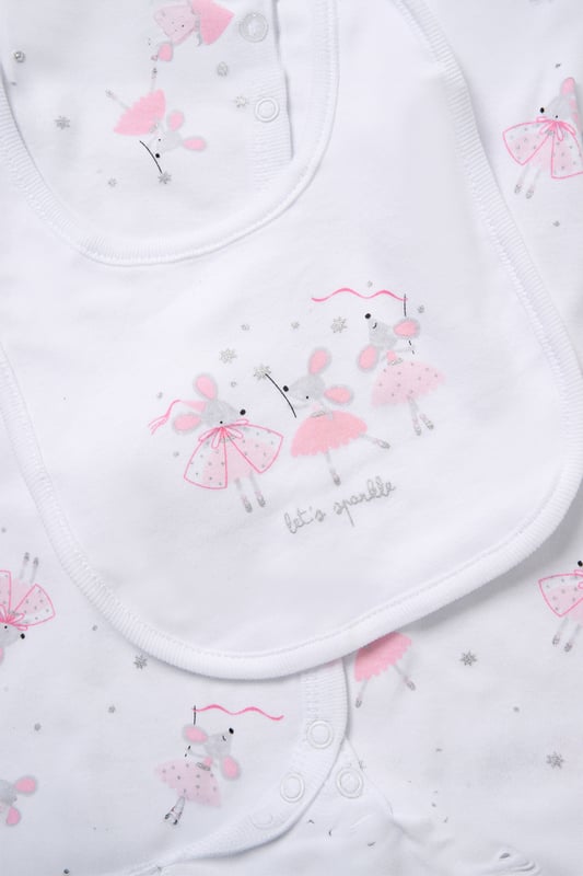 Surprise new parents with the printed 5-Piece baby gift Set from Rock A Bye Baby Boutique. This thoughtful bundle includes a cosy matching all-in-one, bodysuit, bib, hat, and mitts for essential wardrobe pieces. Crafted from 100% cotton, each item ensures their baby stays stylish and snug, perfect for everyday wear or special occasions. Packaged elegantly in a mesh bag.