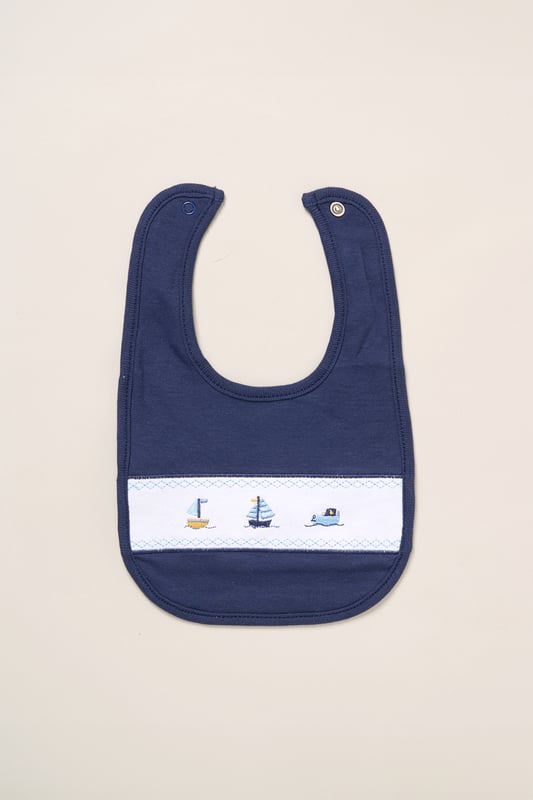 Surprise new parents with the printed 5-Piece baby gift Set from Rock A Bye Baby Boutique. This thoughtful bundle includes a cosy matching all-in-one, bodysuit, bib, hat, and mitts for essential wardrobe pieces. Crafted from 100% cotton, each item ensures their baby stays stylish and snug, perfect for everyday wear or special occasions. Packaged elegantly in a mesh bag.