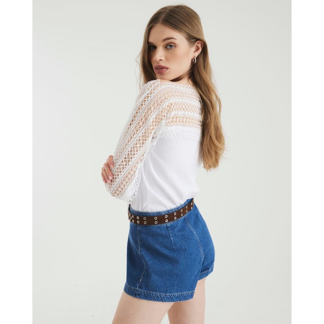 Boat neck, Long sleeves, Hybrid design, Lace detail, CuffedAbout the brandFASHION IS OUR DNARiver Island is an icon of the British high street. Inspired by the latest trends and our heritage style archives, we've been serving style and leading trends for over sixty years.We make fashion for real people with real lives, who want to look real good. Because life's a celebration - let's dress for it.