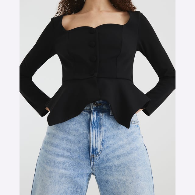 River Island Womens Black Long Sleeve Peplum Sweetheart Top Sweetheart neckline, Long sleeves, Button detail, Peplum hemAbout the brandFASHION IS OUR DNARiver Island is an icon of the British high street. Inspired by the latest trends and our heritage style archives, we've been serving style and leading trends for over sixty years.We make fashion for real people with real lives, who want to look real good. Because life's a celebration - let's dress for it.