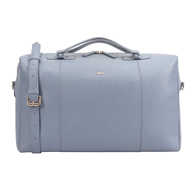 This Paul Costelloe ODELIA Weekend/Duffle Bag benefits from having top handles and an adjustable shoulder strap so you can wear it however you find most comfortable! Roomy enough for all your overnight essentials. It is sturdy yet light to carry. Perfect for long weekend stay or as a hospital bag for you and the new baby.  Designed with one large main compartment as well as a secure interior pockets, it can hold all your essentials with ease. D:21cm W:48cm H:26cm