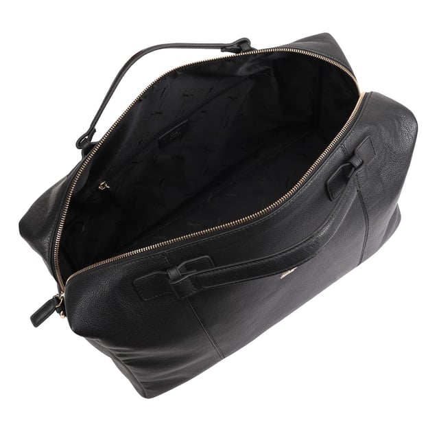This Paul Costelloe ODELIA Weekend/Duffle Bag benefits from having top handles and an adjustable shoulder strap so you can wear it however you find most comfortable! Roomy enough for all your overnight essentials. It is sturdy yet light to carry. Perfect for long weekend stay or as a hospital bag for you and the new baby.  Designed with one large main compartment as well as a secure interior pockets, it can hold all your essentials with ease. D:21cm W:48cm H:26cm