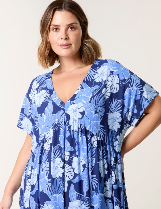 A breezy option for them hot summer days! This dress is the perfect throw on and go style to have you looking and feeling your very best this season! Team with sandals for that ultimate very day look!
