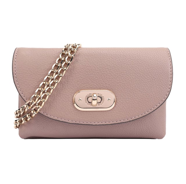 Crafted from soft, genuine leather with a luxurious hand-feel, this small trendy crossbody bag features a sleek chain strap and a branded turn-lock closure for a touch of elegance. Its compact interior includes card slots to keep your essentials neatly organized, while a handy slip pocket on the back offers quick access. The removable chain strap easily converts the bag into a chic clutch, making it a versatile piece for any mood or occasion. D:3.5cm W:18cm H:11.5cm