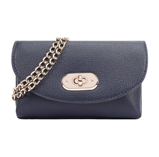 Crafted from soft, genuine leather with a luxurious hand-feel, this small trendy crossbody bag features a sleek chain strap and a branded turn-lock closure for a touch of elegance. Its compact interior includes card slots to keep your essentials neatly organized, while a handy slip pocket on the back offers quick access. The removable chain strap easily converts the bag into a chic clutch, making it a versatile piece for any mood or occasion. D:3.5cm W:18cm H:11.5cm