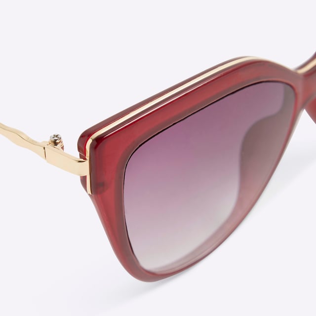 River Island Womens Red Cat Eye Gold Arm Sunglasses Cat eye shaped, Metal framed, Gold arm, Tinted lensesAbout the brandFASHION IS OUR DNARiver Island is an icon of the British high street. Inspired by the latest trends and our heritage style archives, we've been serving style and leading trends for over sixty years.We make fashion for real people with real lives, who want to look real good. Because life's a celebration - let's dress for it.