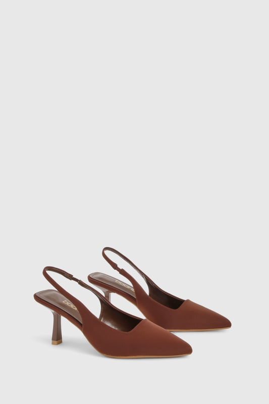 We'll make sure your shoes keep you one stylish step ahead of the crowdWhether you're keeping it simple in sliders, living the high life in heels or joining the fash pack in flatforms, you'll be heading to shoe heaven with our fashion-forward footwear collection. Boots are your day-to-night bestfriend, giving a floral dress&nbsp;that tough twist - add a biker jacket for even more attitude. Find your summer feet in jelly sandals and enjoy balmy nights in block heels.