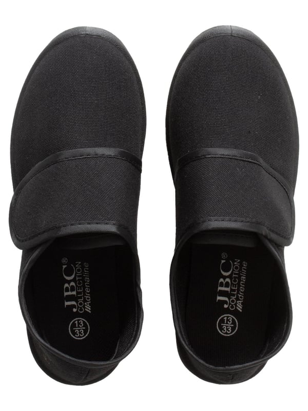 Kids School Pumps Shoes Simple, stylish, and built for comfort—these unisex school pumps are perfect for everyday wear. Made with a soft canvas upper and a matte finish, they offer a snug fit that’s both comfy and breathable. Packed in a brand-new poly bag, these shoes are crafted from high-quality materials to withstand daily school use. Great for PE, indoor activities, or general school wear