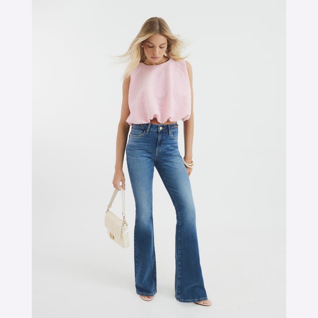 Denim fabric, Mid rise fit, Bootcut leg, Belt loops, Classic 5 pocket styling, Gold snaffle chain detailAbout the brandFASHION IS OUR DNARiver Island is an icon of the British high street. Inspired by the latest trends and our heritage style archives, we've been serving style and leading trends for over sixty years.We make fashion for real people with real lives, who want to look real good. Because life's a celebration - let's dress for it.