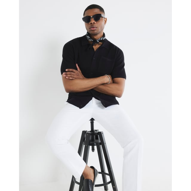 Crochet, Collared, Short sleeves, Chest pocket, Button fasteningAbout the brandFASHION IS OUR DNARiver Island is an icon of the British high street. Inspired by the latest trends and our heritage style archives, we've been serving style and leading trends for over sixty years.We make fashion for real people with real lives, who want to look real good. Because life's a celebration - let's dress for it.