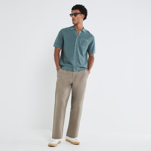 Collared, Crochet fabric, Chest pocket, Buttoned fastening, Short sleeves, LightweightAbout the brandFASHION IS OUR DNARiver Island is an icon of the British high street. Inspired by the latest trends and our heritage style archives, we've been serving style and leading trends for over sixty years.We make fashion for real people with real lives, who want to look real good. Because life's a celebration - let's dress for it.