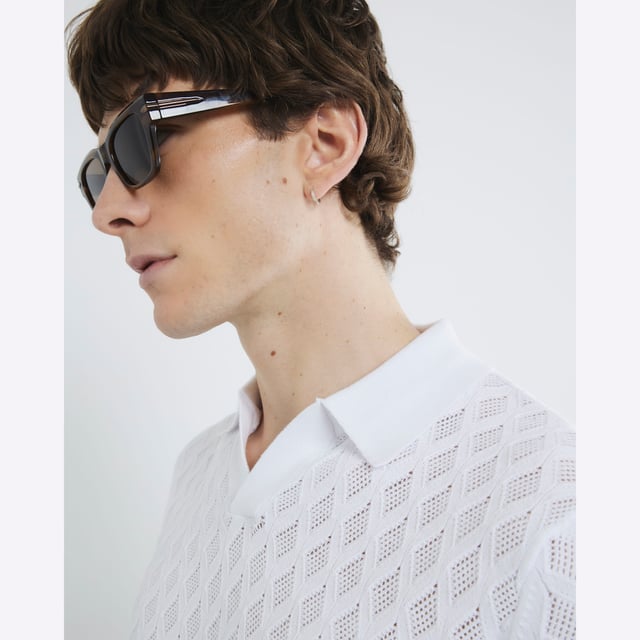 Slim fit, Textured, Open collar detail, Collared, Short sleevesAbout the brandFASHION IS OUR DNARiver Island is an icon of the British high street. Inspired by the latest trends and our heritage style archives, we've been serving style and leading trends for over sixty years.We make fashion for real people with real lives, who want to look real good. Because life's a celebration - let's dress for it.