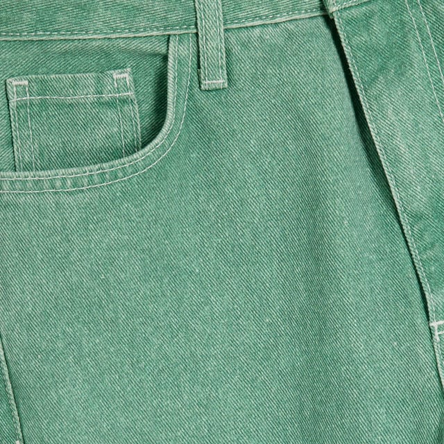 Relaxed straight fit, Denim fabric, Belt loops, Classic 5 pocket styling, Button & zip fasteningAbout the brandFASHION IS OUR DNARiver Island is an icon of the British high street. Inspired by the latest trends and our heritage style archives, we've been serving style and leading trends for over sixty years.We make fashion for real people with real lives, who want to look real good. Because life's a celebration - let's dress for it.