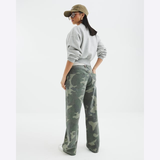 Petite collection, Camo print, Belt loops, Pockets, Straight leg, Zip and button fasteningAbout the brandFASHION IS OUR DNARiver Island is an icon of the British high street. Inspired by the latest trends and our heritage style archives, we've been serving style and leading trends for over sixty years.We make fashion for real people with real lives, who want to look real good. Because life's a celebration - let's dress for it.