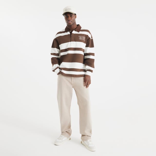 Loose fit, Denim fabric, Belt loops, Classic 5 pocket styling, Button and zip fasteningAbout the brandFASHION IS OUR DNARiver Island is an icon of the British high street. Inspired by the latest trends and our heritage style archives, we've been serving style and leading trends for over sixty years.We make fashion for real people with real lives, who want to look real good. Because life's a celebration - let's dress for it.