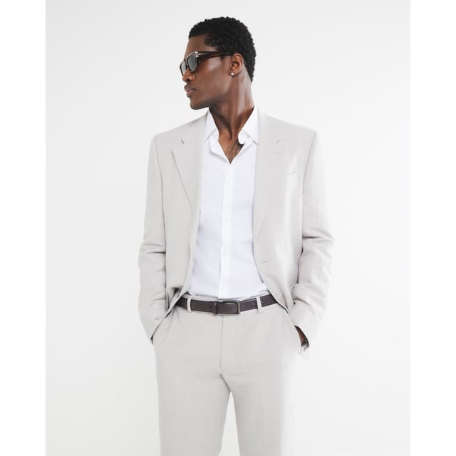 Slim fit, Collared, Button fastening, Long sleevedAbout the brandFASHION IS OUR DNARiver Island is an icon of the British high street. Inspired by the latest trends and our heritage style archives, we've been serving style and leading trends for over sixty years.We make fashion for real people with real lives, who want to look real good. Because life's a celebration - let's dress for it.