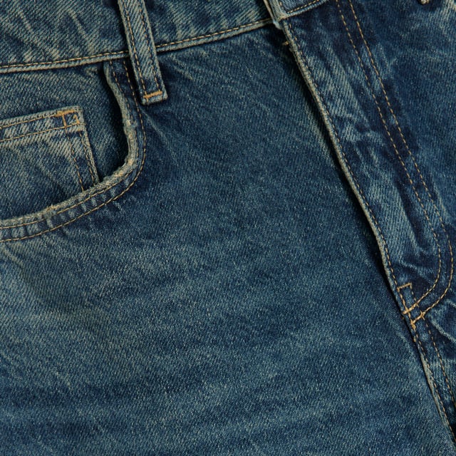 Petite collection, Denim fabric, High waisted, Button and zip fastening, Pocket detail, Seamed detail, Belt loopsAbout the brandFASHION IS OUR DNARiver Island is an icon of the British high street. Inspired by the latest trends and our heritage style archives, we've been serving style and leading trends for over sixty years.We make fashion for real people with real lives, who want to look real good. Because life's a celebration - let's dress for it.