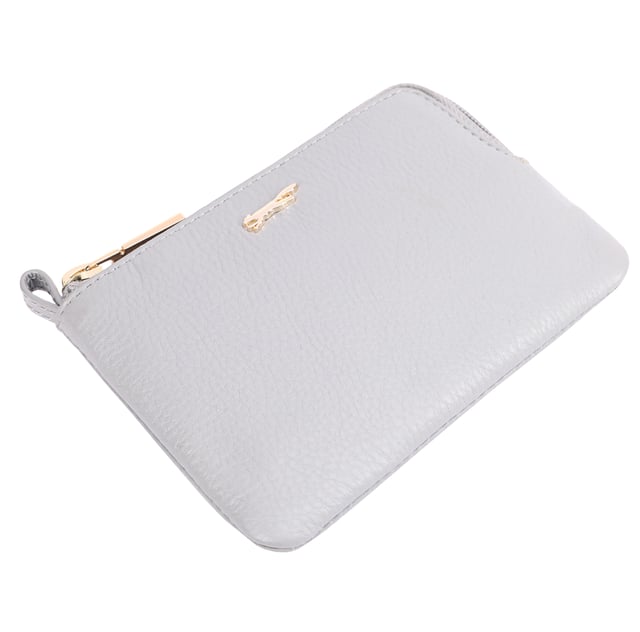 Kara Purse Coin pouch adorned with a sleek brand logo pin on the front, combines functionality with sophisticated style. Made from soft quality leather, it offers a secure and stylish way to keep your coins organized. Presented in a beautiful gift box, it makes a perfect present for any occasion, showcasing both luxury and practicality. D:1.7cm W:14cm H:9.5cm