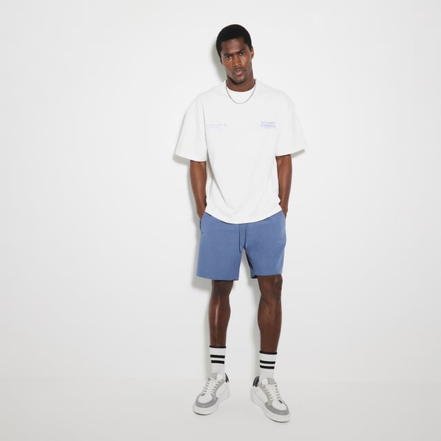 Regular fit, Pull on, Side slip pockets, Elasticated drawstring waistbandAbout the brandFASHION IS OUR DNARiver Island is an icon of the British high street. Inspired by the latest trends and our heritage style archives, we've been serving style and leading trends for over sixty years.We make fashion for real people with real lives, who want to look real good. Because life's a celebration - let's dress for it.
