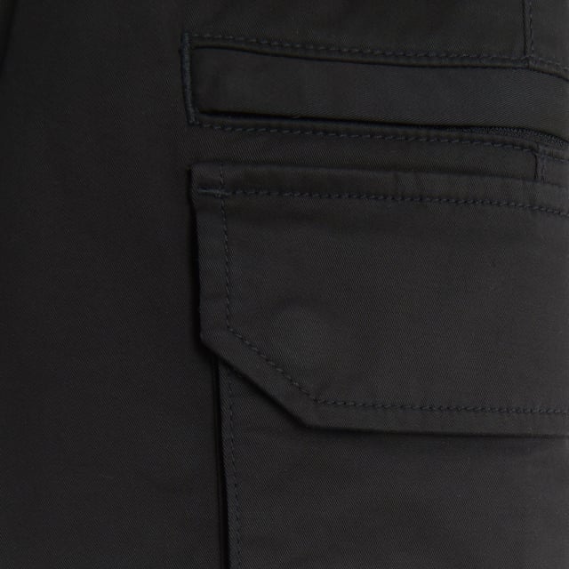 Regular fit, Utility pockets, Cuffed hem, Elasticated waistAbout the brandFASHION IS OUR DNARiver Island is an icon of the British high street. Inspired by the latest trends and our heritage style archives, we've been serving style and leading trends for over sixty years.We make fashion for real people with real lives, who want to look real good. Because life's a celebration - let's dress for it.
