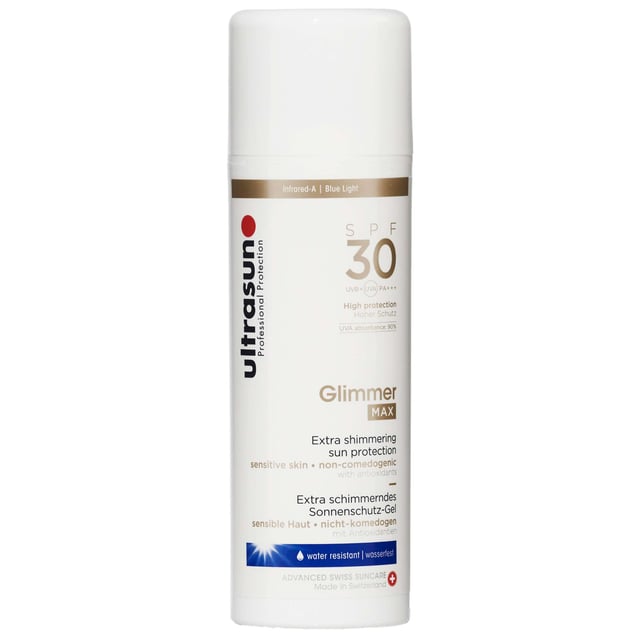 Experience ultimate sun protection with Ultrasun Body Glimmer MAX SPF30. This innovative formula shields your skin from harmful rays and infuses it with golden Mica particles for a stunning glow. Packed with antioxidants, this long-lasting and water-resistant lotion neutralizes free radicals, suitable for all skin types, including sensitive skin. With GSP-T, Vitamin E, and being reef-friendly, vegan, and cruelty-free, it's perfect for everyone, including pregnant women. Apply to clean, dry skin 15 minutes before sun exposure for best results.