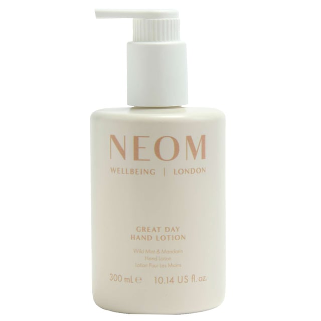 Experience the essence of wellbeing with Neom Wellbeing London's Great Day Hand Lotion, infused with uplifting Wild Mint and Mandarin. This luxurious hand lotion nourishes your skin with rich shea butter and envelops you in a delightful blend of 7 essential oils designed to elevate your mood. Perfect for a refreshing pick-me-up, apply to wet hands and massage for a rejuvenating experience. Neom is a Certified B Corporation, committed to ethical practices that benefit people and the planet.
