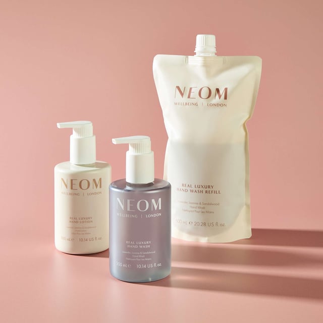 Experience the essence of wellbeing with Neom's Real Luxury Hand Wash Refill. Infused with the calming scents of Lavender, Jasmine, and Sandalwood, this hand wash not only cleanses but also revitalizes your senses. Crafted with 24 relaxing essential oils, hydrating marine extract, coconut water, and skin-soothing aloe vera, it offers a luxurious touch to your daily routine. Simply refill your original bottle, and enjoy the relaxing aroma that transforms handwashing into a moment of tranquility. Neom is proud to be a Certified B Corporation, committed to high social and environmental standards.