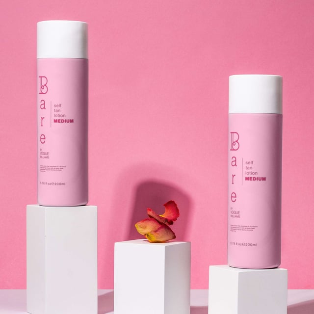 Achieve a stunning sun-kissed glow with Bare by Vogue's Medium Self Tan Lotion. This luxurious lotion delivers a flawless, natural-looking tan in just 4-8 hours, ideal for light to medium skin tones or first-time self-tanners. Infused with Super Peptides, it enhances your skin's elasticity and leaves it feeling nourished. Enjoy a smooth, streak-free application that hydrates your skin while developing a beautiful tan that lasts 5-7 days. For best results, apply before bedtime and shower in the morning. Available in Dark and Ultra Dark shades.