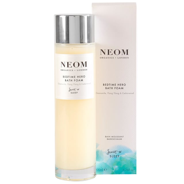 Experience the transformative power of Neom Wellbeing London Scent To Sleep Bedtime Hero Bath Foam, designed to enhance relaxation and promote restful sleep. This luxurious bath foam features a blend of 11 essential oils, including calming English lavender and soothing chamomile. Infused with nourishing marshmallow, coconut oil, sweet almond, and aloe, it softens your skin. Pour a capful under running water, soak for at least 10 minutes, and enjoy the calming scents. Ideal for creating a pre-sleep sanctuary, Neom is a Certified B Corporation committed to ethical practices and sustainability.