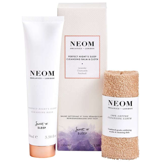 Experience the transformative power of Omorovicza Budapest Moor Cream Cleanser. This luxurious cleanser uses Hungarian Moor mud to purify your skin, infusing it with essential minerals. Enhanced with zinc oxide, it regulates sebum production. A blend of lavender, peppermint, and eucalyptus oils cools and provides antiseptic benefits. Key benefits include reduced pore size and a gentle cleanse. Perfect for all skin types, this vegan-friendly formula is free from parabens and silicones. To use, apply to damp skin, massage, and rinse.