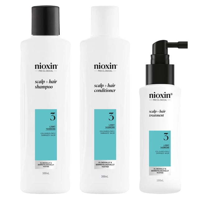 Transform your hair with the Nioxin Pro Clinical System 3 Kit, designed for coloured hair with light thinning. This clinically tested kit includes a 300ml Scalp + Hair Shampoo, 300ml Conditioner, and a 100ml Thickening Treatment. Users reported up to 80% thicker hair in 30 days! The formula cleanses the scalp, removes impurities, and provides color protection. Enriched with botanicals, it revitalizes the scalp, minimizes breakage, and enhances hair health. For best results, use the system at least three times a week.