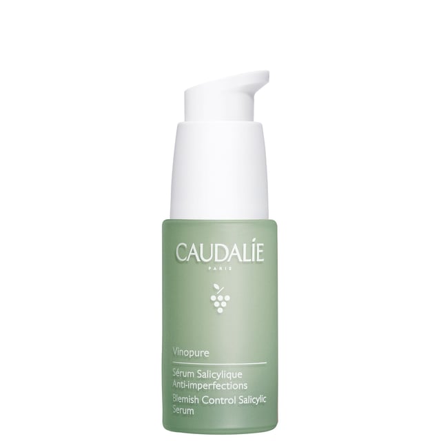 Experience clear, radiant skin with Caudalie Vinopure Blemish Control Salicylic Acid Serum. This natural solution is specially formulated for acne-prone skin, reducing redness and blemishes. Clinical tests show that 63% of users noticed a significant decrease in acne spots within just one week. Infused with 100% natural salicylic acid sourced from wintergreen leaves, it gently exfoliates and unclogs pores, while niacinamide soothes irritation and redness. Enriched with organic rose water and purifying essential oils, this serum effectively controls sebum production and fights acne bacteria. With a lightweight gel texture, it absorbs quickly for a shine-free finish, making it suitable for even the most sensitive skin. Non-comedogenic and vegan, this serum is your go-to for a clearer complexion. For optimal results, pair it with our Purifying Gel Cleanser, Purifying Toner, and Moisturising Mattifying Fluid. Join Caudalie in our commitment to the planet, as we contribute 1% of our turnover to environmental protection efforts.