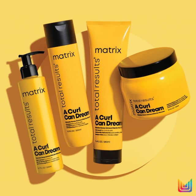 Discover the ultimate hydration for your curls with Matrix A Curl Can Dream Moisturizing Cream. Formulated for curly and coily hair, this leave-in cream is infused with Manuka honey extract for exceptional moisture and curl definition without flaking. Key benefits include deep hydration and easy application. Apply to soaking wet hair after shampooing, adjusting the amount based on curl density. Scrunch curls and pair with Light Hold Gel for lasting definition. Let air dry or use a diffuser for beautifully defined curls.
