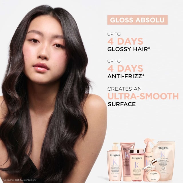 Transform your hair with Kérastase Gloss Absolu Bain Hydra-Glaze Shampoo, a hydra-illuminating formula for all hair types, including frizzy locks. Infused with Hyaluronic Acid and Wild Rose Oil, it delivers exceptional moisture and a stunning glossy finish. Experience up to 4 days of anti-frizz protection. The high-foaming gel formula cleanses deeply, smoothing hair cuticles for an ultra-smooth texture. Enjoy the luxurious fragrance with floral notes and hints of vanilla. Kérastase is committed to sustainability and elevating your hair care routine.