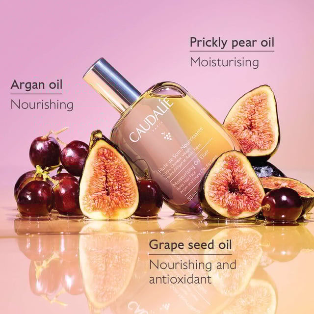 Experience the luxurious Caudalie Moisturizing Oil Elixir, a blend of precious oils that hydrates your skin while enveloping you in the fragrance of fresh figs. This innovative dry oil is enriched with prickly pear extract and grape seed oil, delivering intense moisture and antioxidants. Enjoy the captivating scent of green fig and cedar wood, leaving your skin soft and glowing. Perfect for all skin types, this vegan formula can be used on your body, hair, and face for a non-greasy finish. Join Caudalie's commitment to sustainability, contributing to environmental protection.