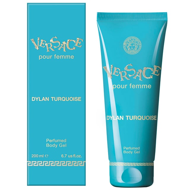 Experience the refreshing allure of Versace Dylan Turquoise Body Gel, designed for daily indulgence. This luxurious perfumed gel hydrates and nourishes your skin, leaving it feeling revitalized and soft. Infused with the enchanting scent of Dylan Turquoise, it captivates with top notes of zesty Sicilian mandarin and lemon, complemented by the warmth of pink pepper. The heart reveals a delightful blend of blackcurrant, jasmine, guava, and freesia, while the base unfolds with rich Clearwood, vibrant woods, and sensual musk. Embrace a lasting sensation of freshness and elegance.