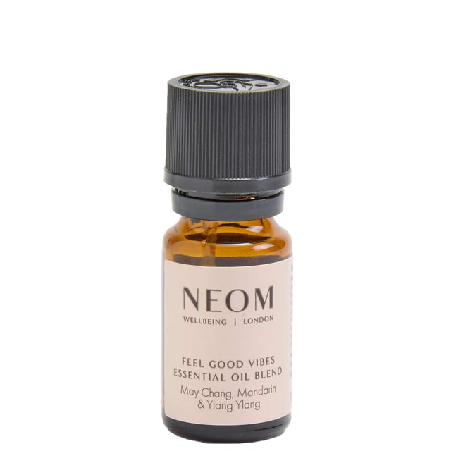 Neom Wellbeing London Feel Good Vibes Essential Oil Blend for Happiness Discover the uplifting power of Neom Wellbeing London's Feel Good Vibes Essential Oil Blend, crafted to enhance your mood. This unique blend features 8 essential oils, including mandarin and wild mint, designed to kickstart your day with positivity. Neom's natural fragrances relieve stress, aid sleep, and boost energy. Perfect for your Wellbeing Pod, add a few drops to experience a calming mist that revitalizes your space. Enjoy it in a warm bath or as part of a soothing massage. Embrace a happier, balanced you with Neom's commitment to ethical practices.