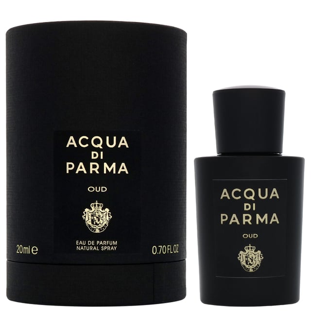 Acqua Di Parma Oud Eau de Parfum - Luxurious Natural Spray 20ml Experience the opulent scent of Oud by Acqua Di Parma, a fragrance that captures the rich warmth of luxurious Oud wood. The top notes of bergamot and orange create a refreshing introduction, while the heart reveals a complex blend of Haitian Amyris, Russian coriander, and the exquisite Oud wood. The fragrance culminates in a deep leather accord, enhanced by notes of cedar, patchouli, sandalwood, and musk, providing a captivating and lasting impression. Perfect for those who appreciate sophisticated and invigorating scents.