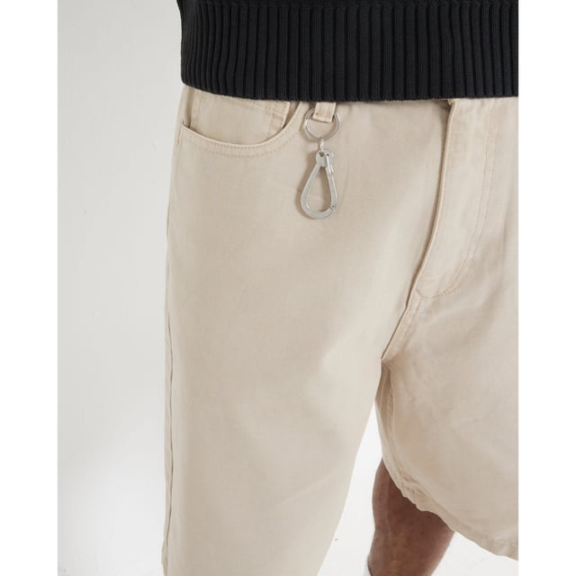 Baggy fit, Belt loops, Side slip pockets, Keyring link detail, Buttoned and zipped pocketsAbout the brandFASHION IS OUR DNARiver Island is an icon of the British high street. Inspired by the latest trends and our heritage style archives, we've been serving style and leading trends for over sixty years.We make fashion for real people with real lives, who want to look real good. Because life's a celebration - let's dress for it.