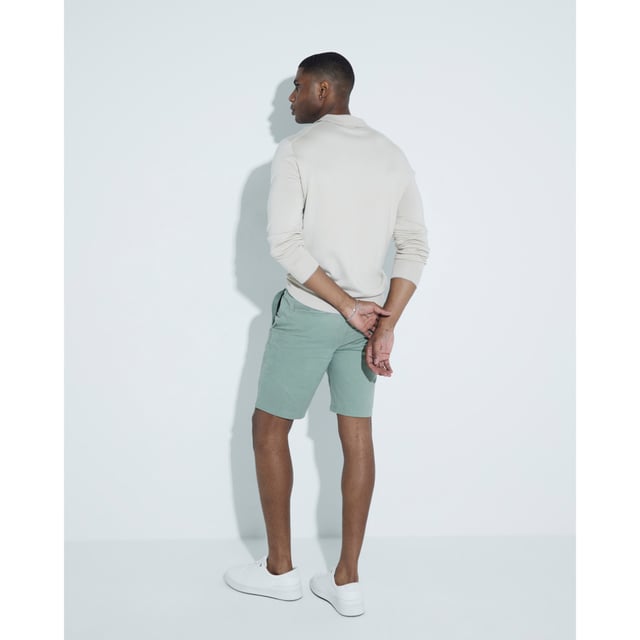 Slim fit, Side slip pockets, Belt loops, Button and zip fasteningAbout the brandFASHION IS OUR DNARiver Island is an icon of the British high street. Inspired by the latest trends and our heritage style archives, we've been serving style and leading trends for over sixty years.We make fashion for real people with real lives, who want to look real good. Because life's a celebration - let's dress for it.