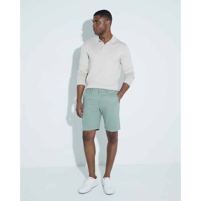 Slim fit, Side slip pockets, Belt loops, Button and zip fasteningAbout the brandFASHION IS OUR DNARiver Island is an icon of the British high street. Inspired by the latest trends and our heritage style archives, we've been serving style and leading trends for over sixty years.We make fashion for real people with real lives, who want to look real good. Because life's a celebration - let's dress for it.