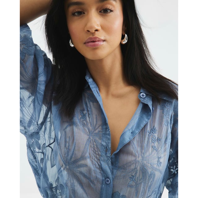 Petite collection, Collared, 3/4 length sleeves, Floral embroidery, Button fasteningAbout the brandFASHION IS OUR DNARiver Island is an icon of the British high street. Inspired by the latest trends and our heritage style archives, we've been serving style and leading trends for over sixty years.We make fashion for real people with real lives, who want to look real good. Because life's a celebration - let's dress for it.