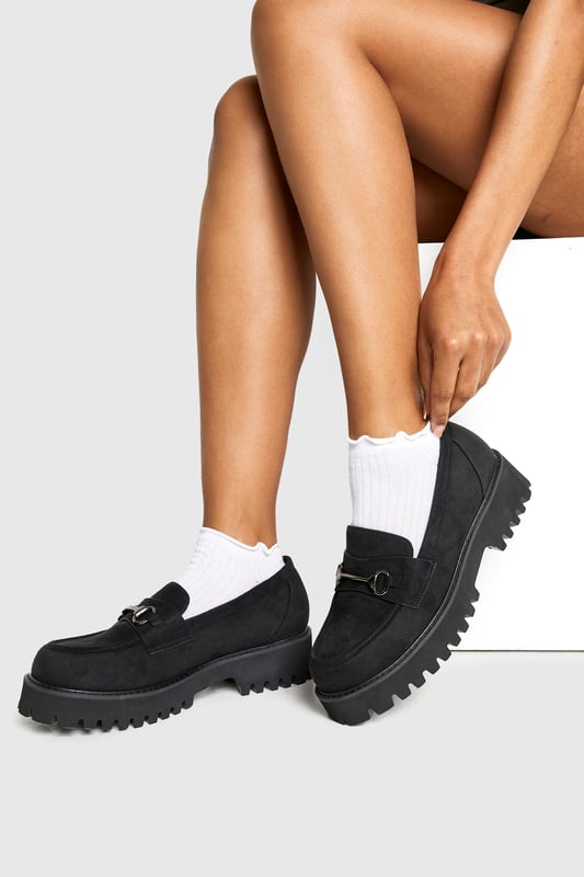 We'll make sure your shoes keep you one stylish step ahead of the crowdWhether you're keeping it simple in sliders, living the high life in heels or joining the fash pack in flatforms, you'll be heading to shoe heaven with our fashion-forward footwear collection. Boots are your day-to-night bestfriend, giving a floral dress&nbsp;that tough twist - add a biker jacket for even more attitude. Find your summer feet in jelly sandals and enjoy balmy nights in block heels.