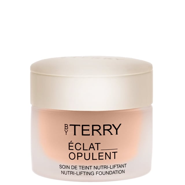 Discover the luxurious By Terry Eclat Opulent No 01 Natural Radiance, a makeup essential designed to enhance your complexion. Founded by renowned makeup artist Terry de Gunzburg, By Terry blends innovation and elegance in every product. This brightening formula is perfect for mature skin and effectively combats sun damage, providing medium coverage that smooths and revitalizes your skin. Experience a radiant, youthful glow with this must-have addition to your beauty routine. Elevate your makeup game with By Terry's signature quality that ensures a flawless finish every time.