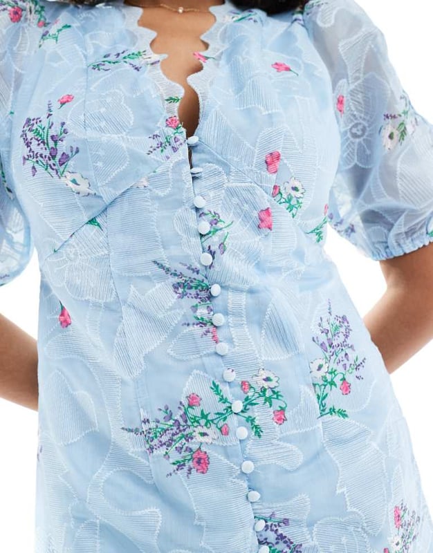 Dresses by Y.A.S Too good to only wear once V-neck Puff sleeves Faux-button placket Embroidered details Zip-back fastening Regular fitSold By: Asos