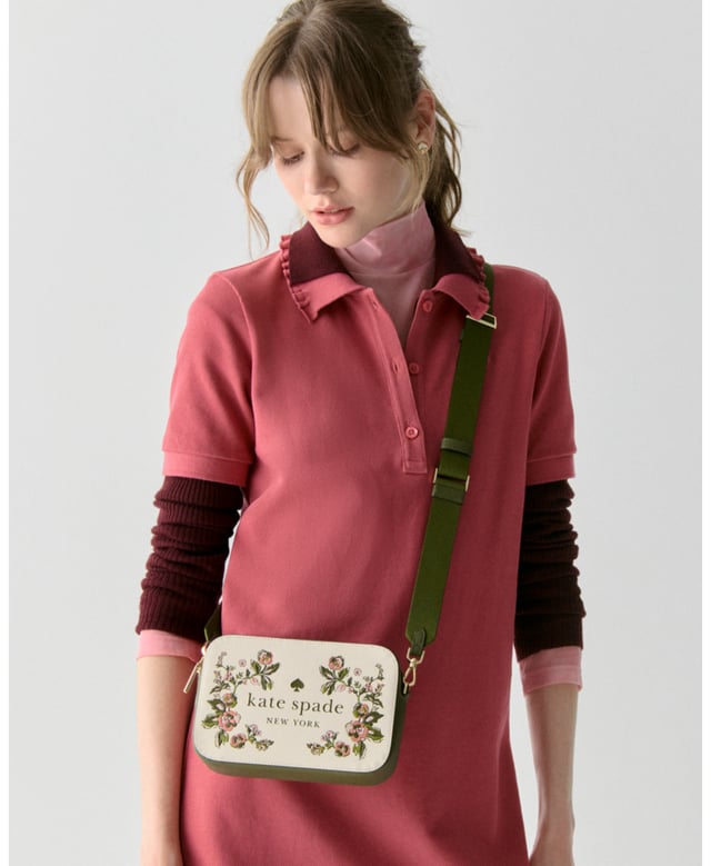 Oh Snap Floral Camera Bag, Oh Snap Forest Blooms Printed Mini Camera Bag, Fits Largest Iphone, Slip Pocket, Back Slip Pocket,  Length: 19.00 Cm,  Width: 6.00 Cm,  Height: 13.00 Cm