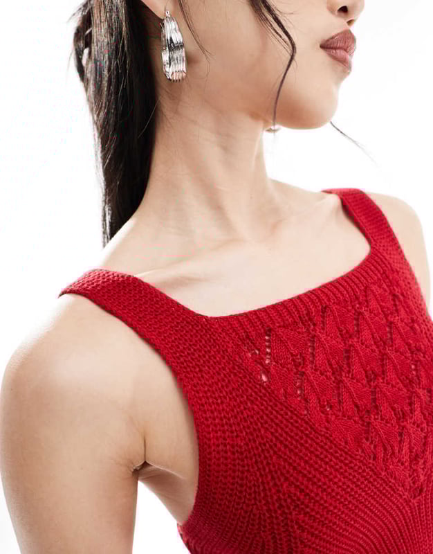 Dresses by Nobody's Child Double-tap worthy Square neck Sleeveless style Regular fitSold By: Asos