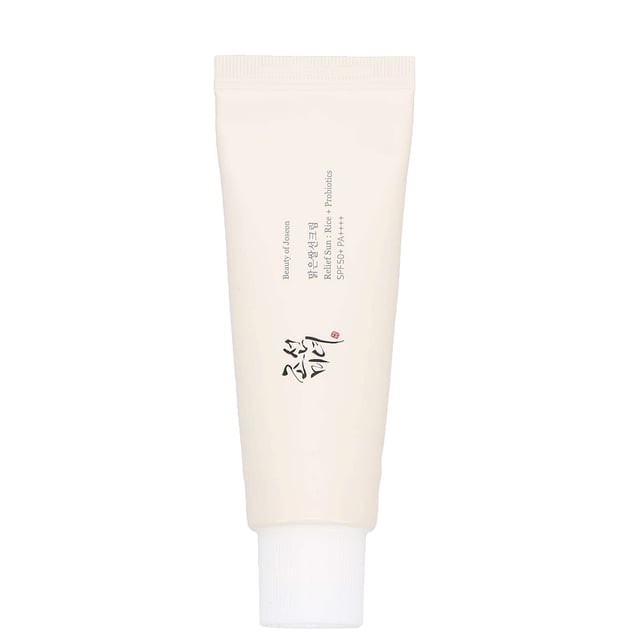 Discover the Beauty of Joseon Rice Sunscreen, a lightweight and non-greasy formula packed with 30% Rice Extract and prebiotics. This organic sunscreen offers SPF50+ PA++++ protection, ensuring your skin stays shielded from harmful UV rays. Its quick-absorbing texture leaves no white cast, providing a radiant and hydrated finish that feels just like a soothing moisturiser. Perfect for all skin types, this cruelty-free sunscreen not only protects but also nourishes your skin, making it an essential addition to your daily skincare routine.